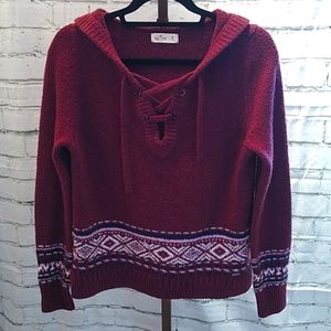 Thick, cozy, perfect for winter sweater-hoodie in size medium.